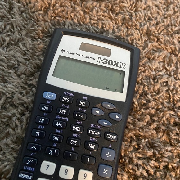 Texas Instruments TI-30X IIS - Picture 2 of 3